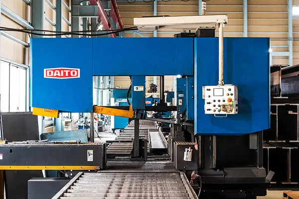 バンドソーマシン