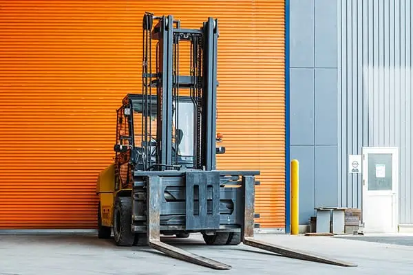 フォークリフト